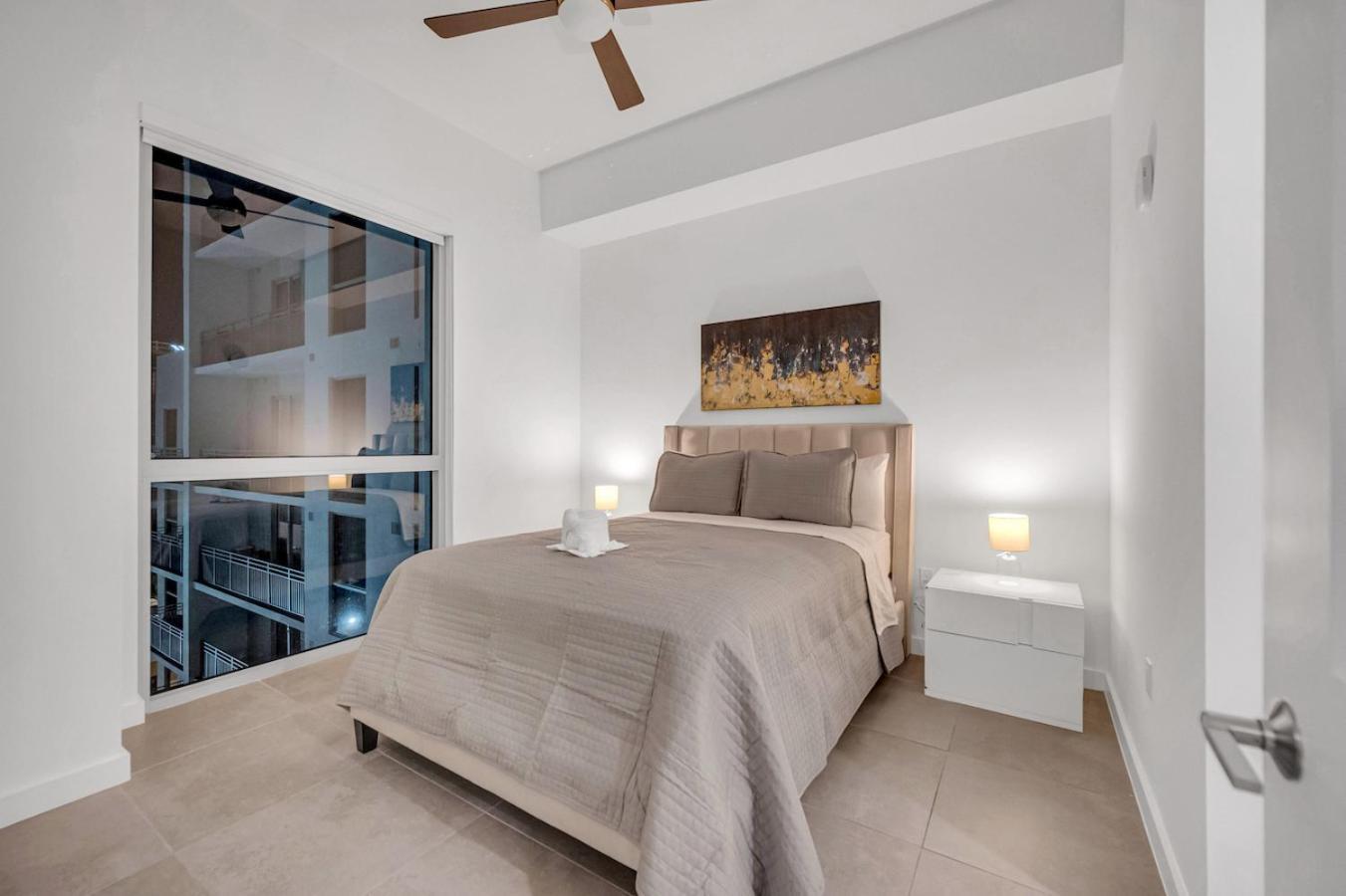 Apartament Modern Unit In The Heart Of Downtown Miami With Free Parking Zewnętrze zdjęcie
