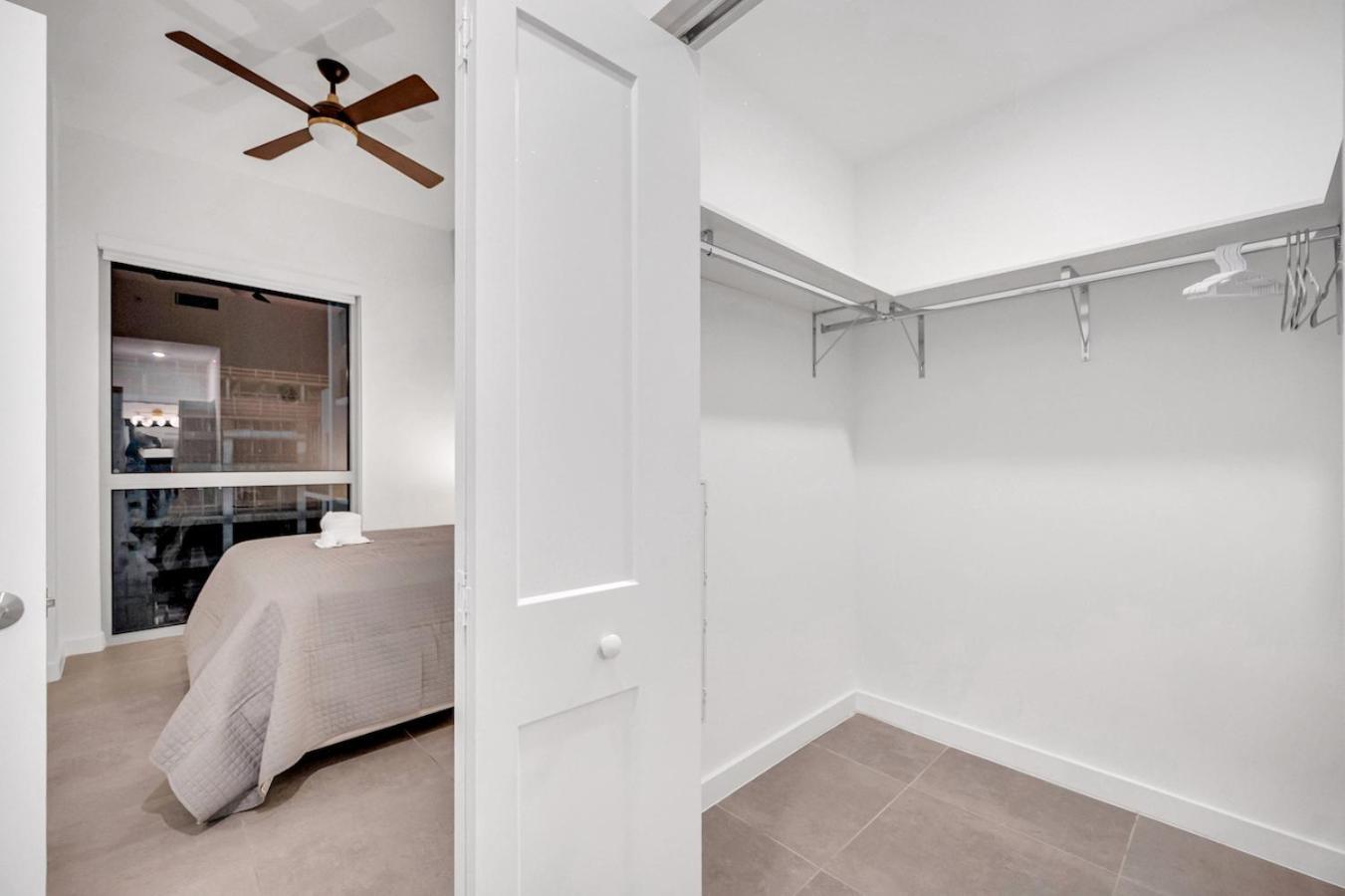 Apartament Modern Unit In The Heart Of Downtown Miami With Free Parking Zewnętrze zdjęcie