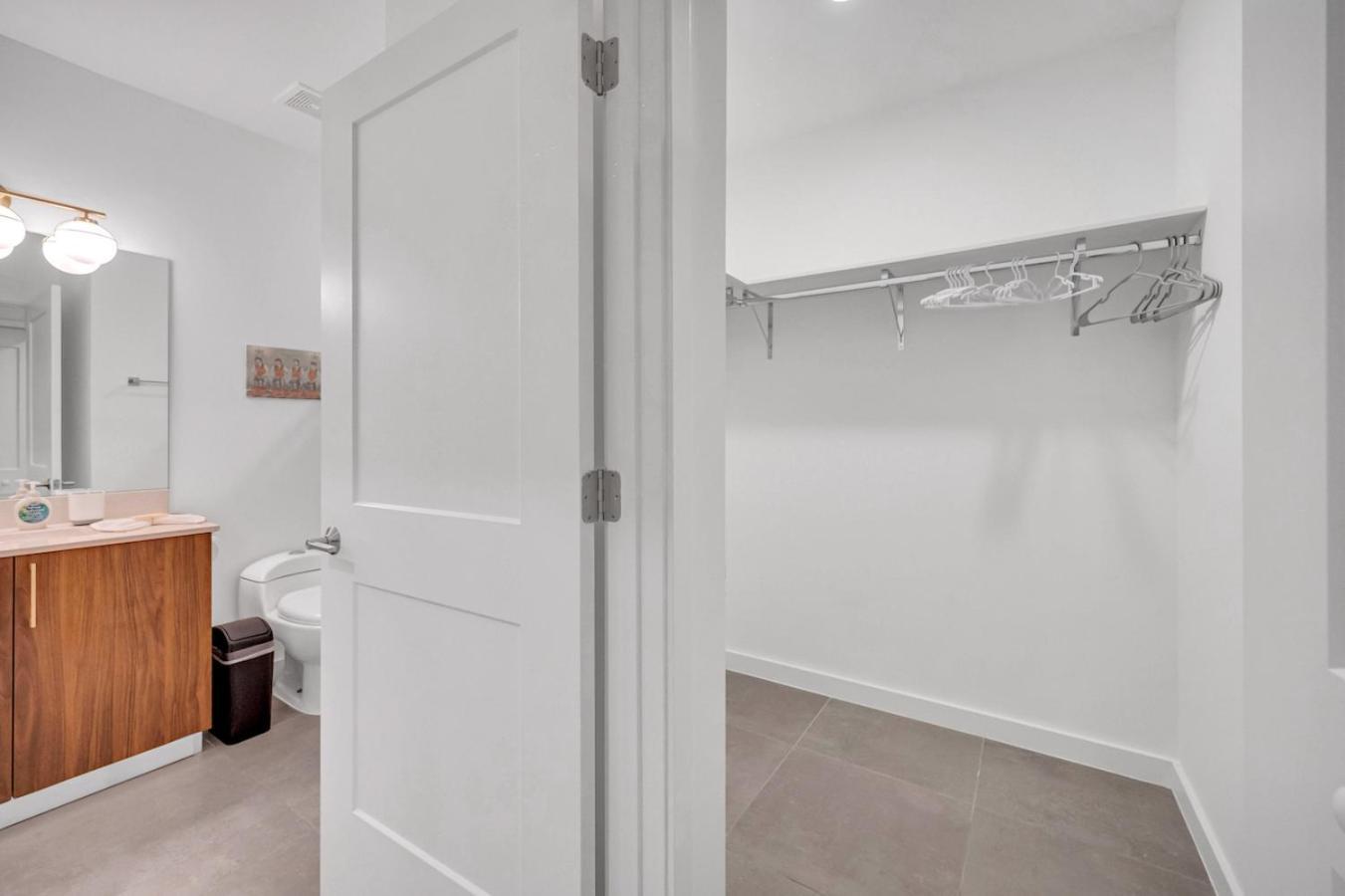 Apartament Modern Unit In The Heart Of Downtown Miami With Free Parking Zewnętrze zdjęcie