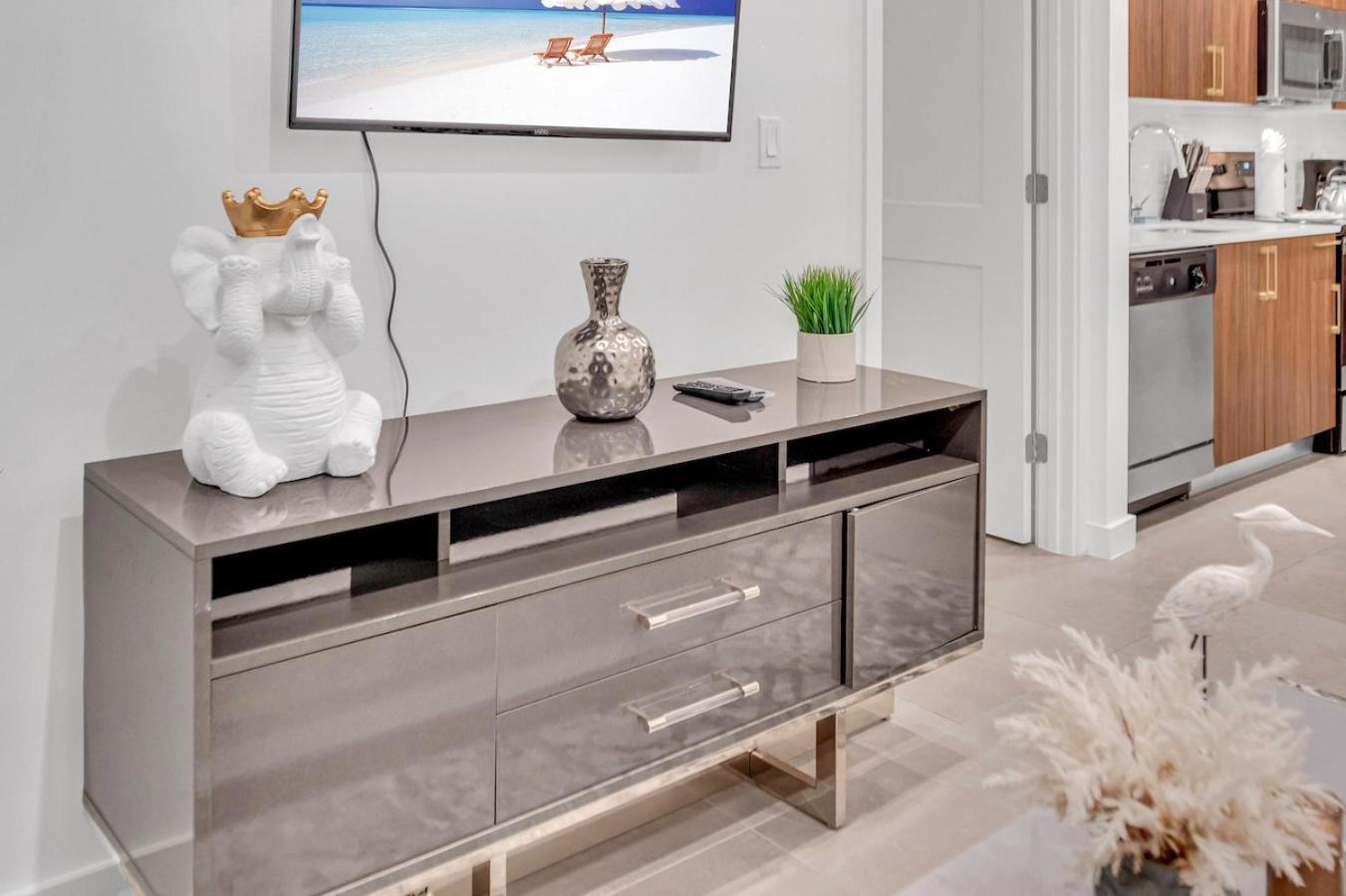 Apartament Modern Unit In The Heart Of Downtown Miami With Free Parking Zewnętrze zdjęcie