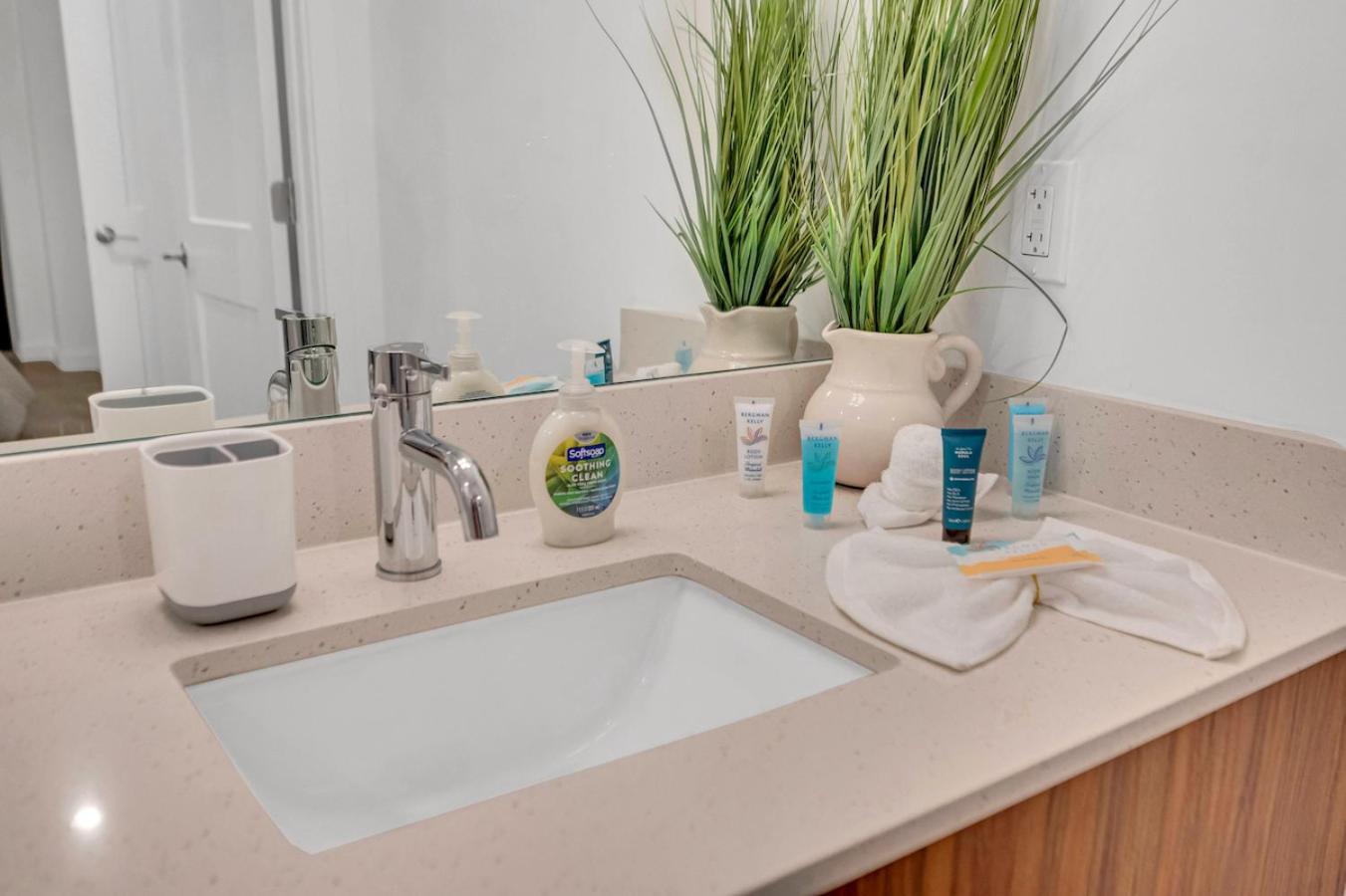 Apartament Modern Unit In The Heart Of Downtown Miami With Free Parking Zewnętrze zdjęcie